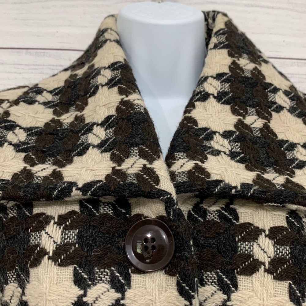 EUC Wool Blend Lined Coat - Picture 4 of 13